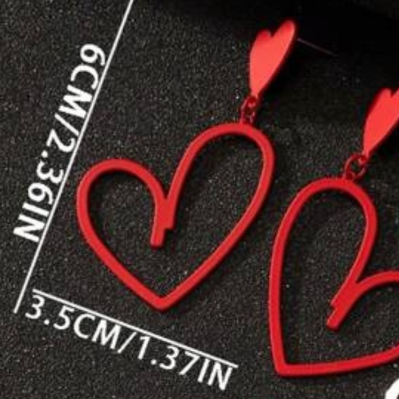 Red Heart Dangle Earrings - Picture 5 of 5